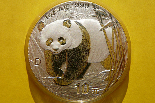 10 YUAN CHINY 2001 D PANDA WIELKA SREBRO 999 UNCJA