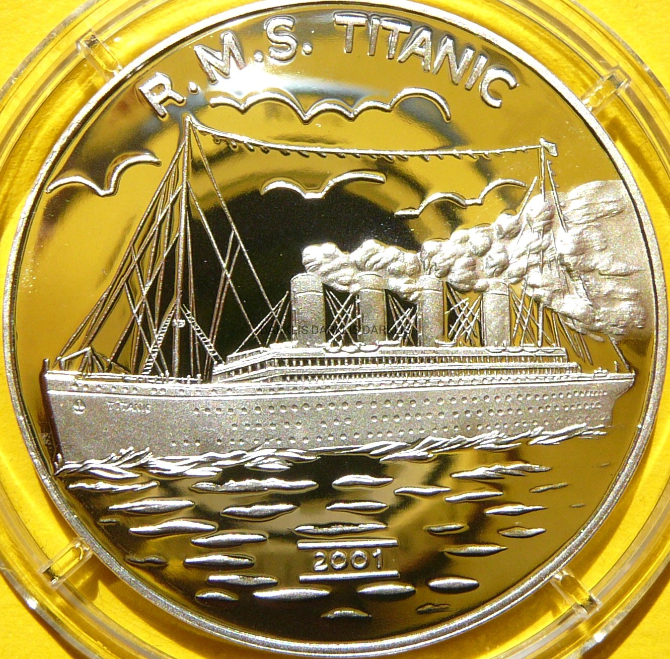 5 WON KOREA 2001 STATEK R.M.S TITANIC RZADKA