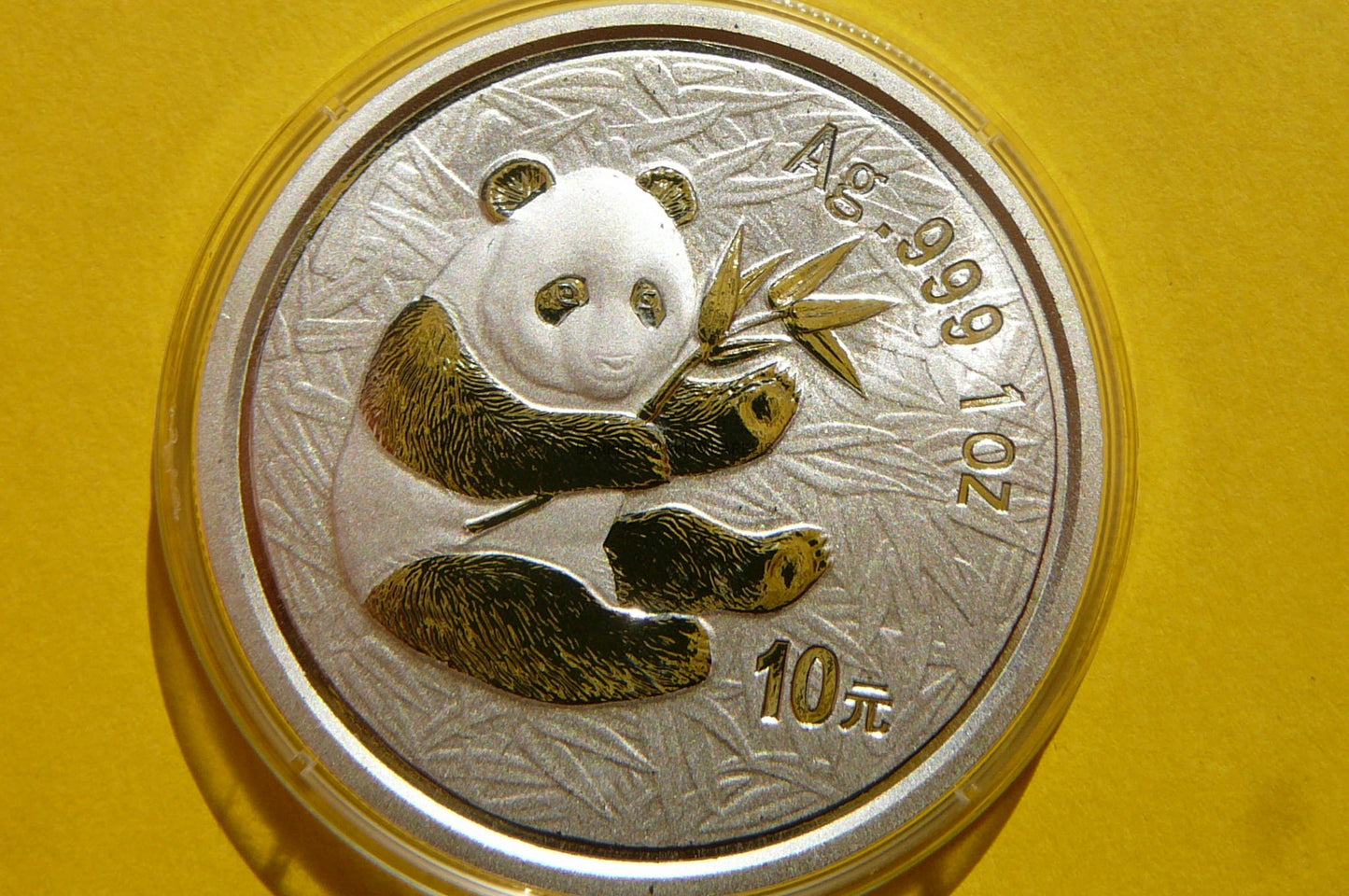 10 YUAN CHINY 2000 PANDA SREBRO 999 UNCJA RARYTAS