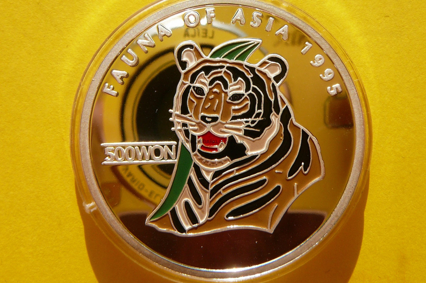 500 WON KOREA 1995 TYGRYS FAUNA AZJI Ag 999 Oz