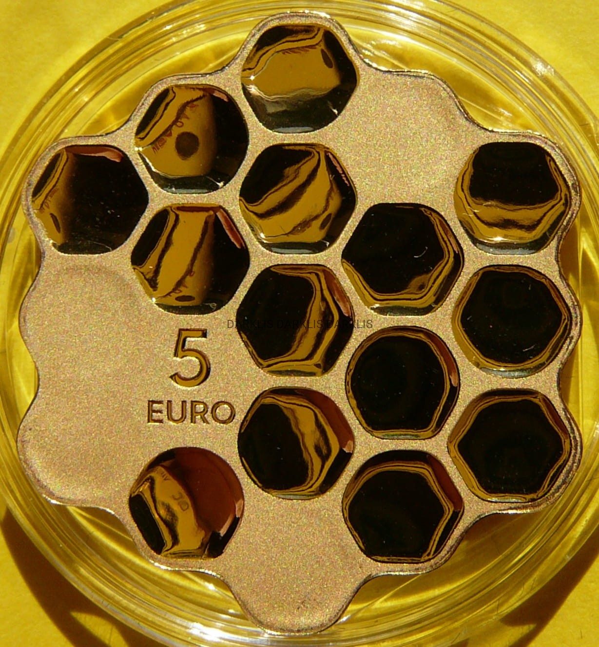 5 EURO ŁOTWA 2018 PSZCZELI PLASTER MIODU BARDZO RZADKA