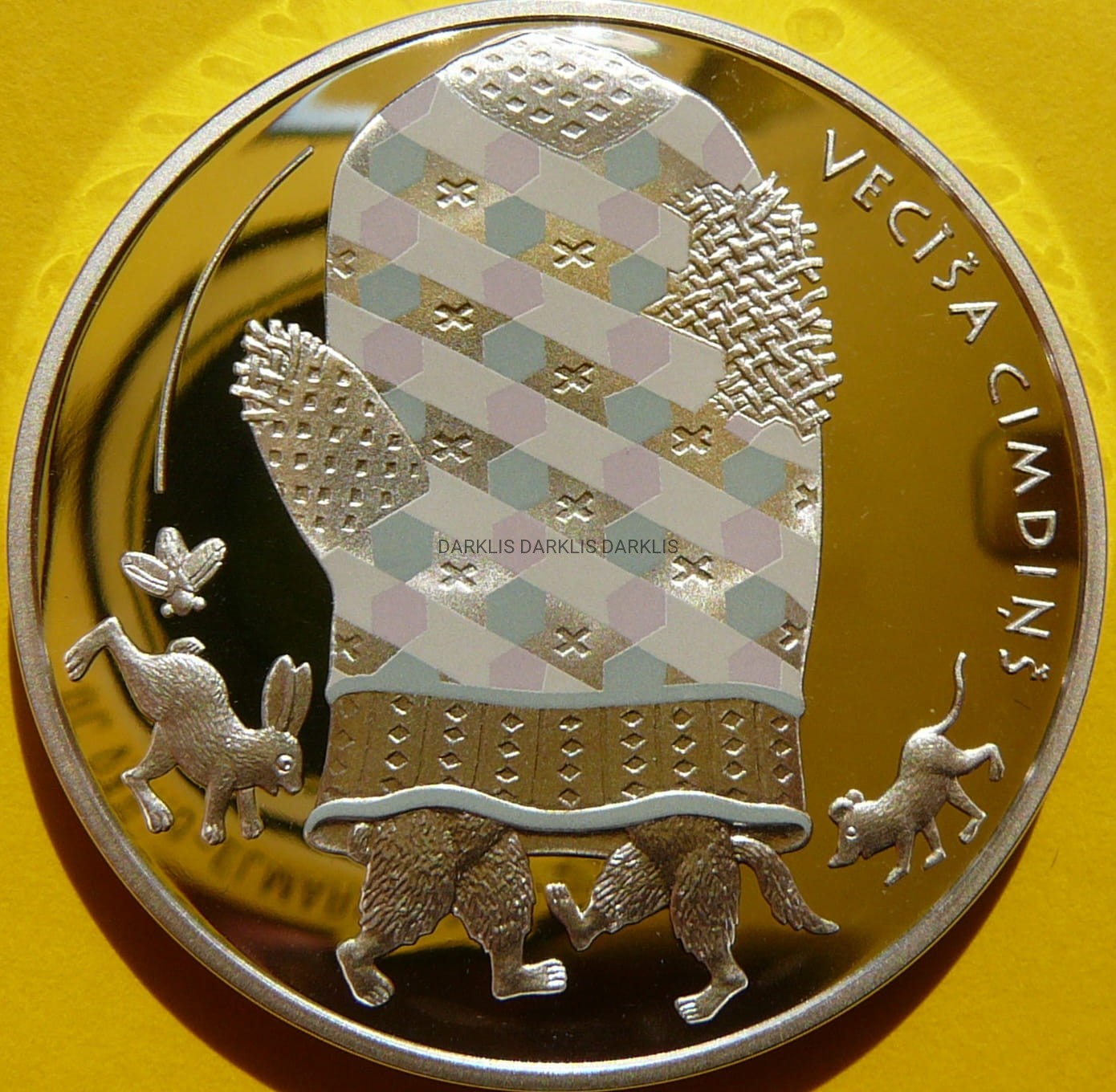 5 EURO ŁOTWA 2017 RĘKAWICA DZIADKA BAŚNIE KOLOR RZADKA