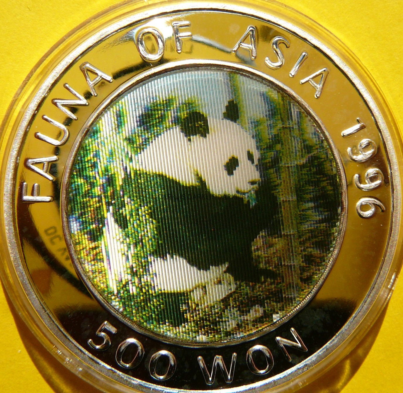 500 WON KOREA 1996 PANDA HOLOGRAM Ag 999 Oz RZADKA
