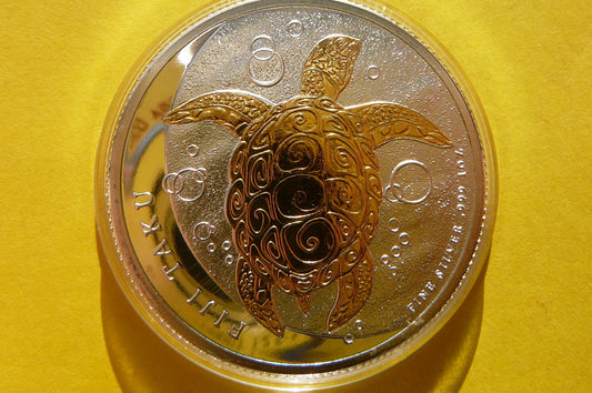 2$ FIJI 2011 - ŻÓŁW SZYLKRETOWY Ag/Au 999 UNCJA