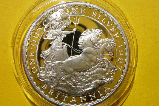 ZESTAW BRYTANIA 1997 KOBIETA RYCERZ RYDWAN Ag 999